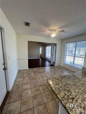 124 Oakwood Avenue, Fairhope, AL 36532