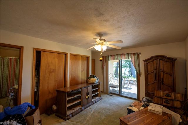 456 Ridge RD, Hartfield, VA 23071