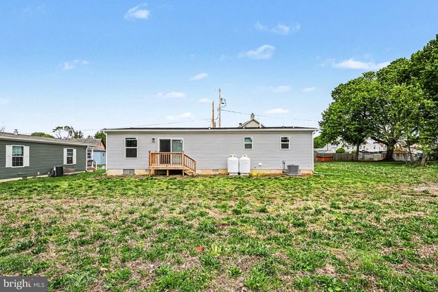 2096 SCULL ST, Lebanon, PA 17046