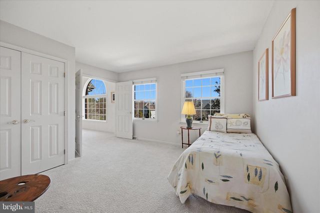 2594 HILLCREST DR, Lansdale, PA 19446