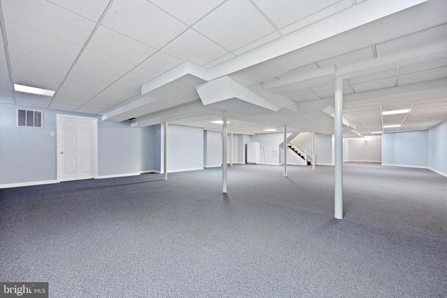 2594 HILLCREST DR, Lansdale, PA 19446