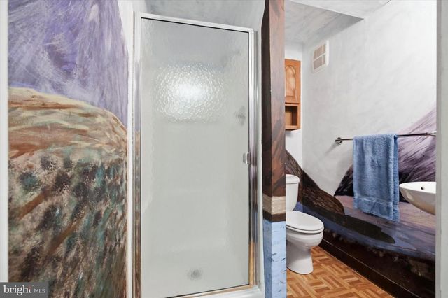 2594 HILLCREST DR, Lansdale, PA 19446