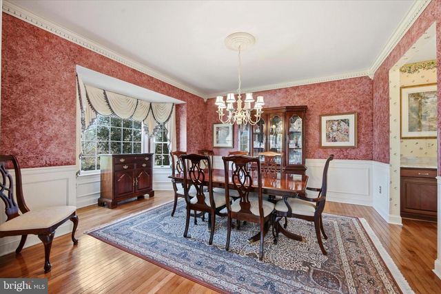 2594 HILLCREST DR, Lansdale, PA 19446