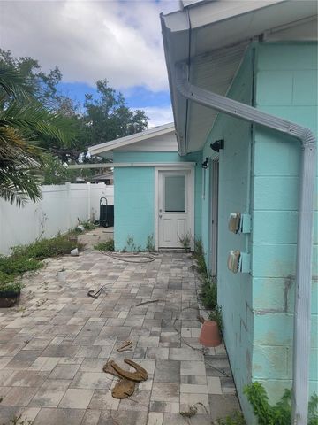 1834 NEW HAMPSHIRE AVENUE NE, St Petersburg, FL 33703