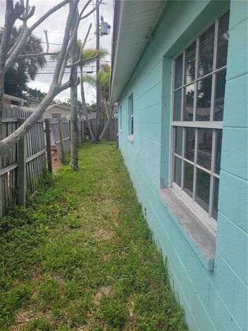 1834 NEW HAMPSHIRE AVENUE NE, St Petersburg, FL 33703