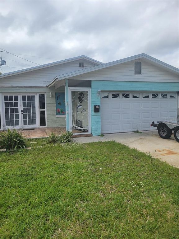 1834 NEW HAMPSHIRE AVENUE NE, St Petersburg, FL 33703