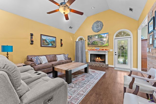 132 Kent Rd, Macon, GA 31221