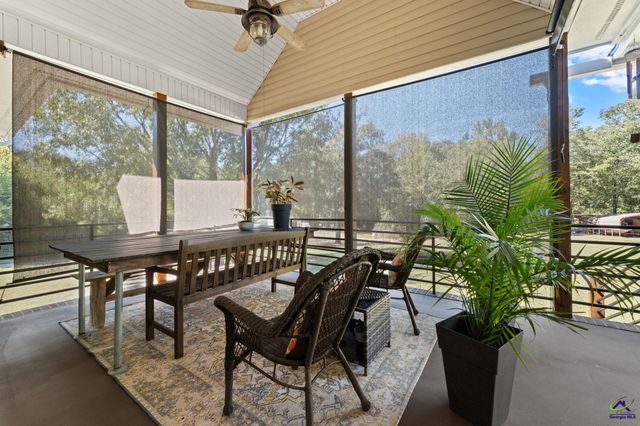 132 Kent Rd, Macon, GA 31221