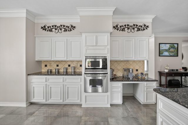 2434 Pebble Beach Drive, League City, TX 77573