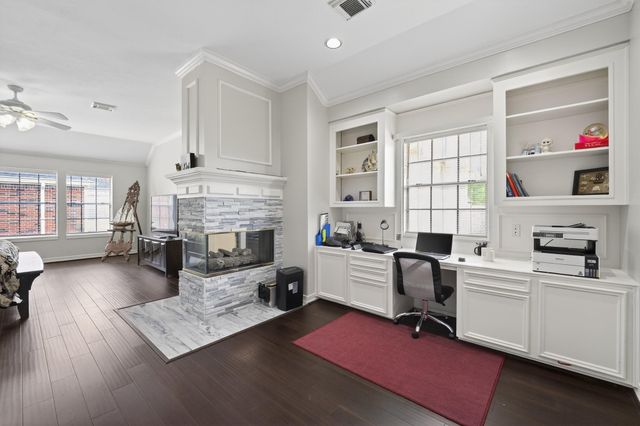 2434 Pebble Beach Drive, League City, TX 77573