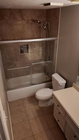 2434 Pebble Beach Drive, League City, TX 77573