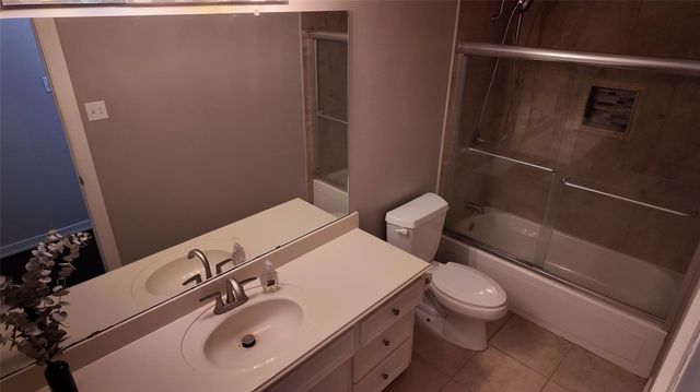 2434 Pebble Beach Drive, League City, TX 77573