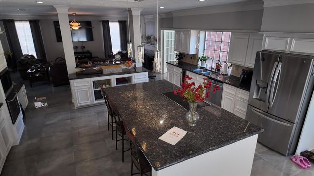 2434 Pebble Beach Drive, League City, TX 77573