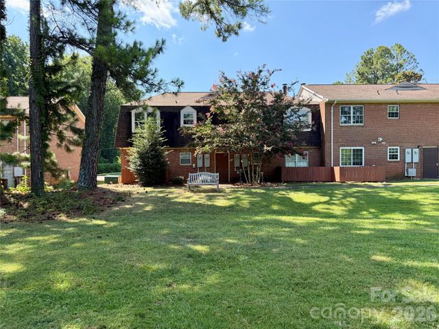 5805 Hunting Ridge Lane J, Charlotte, NC 28212