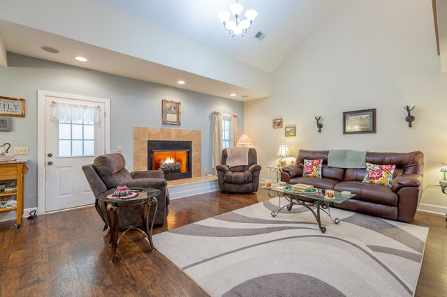 738 Orchard Drive, Tracy City, TN 37387