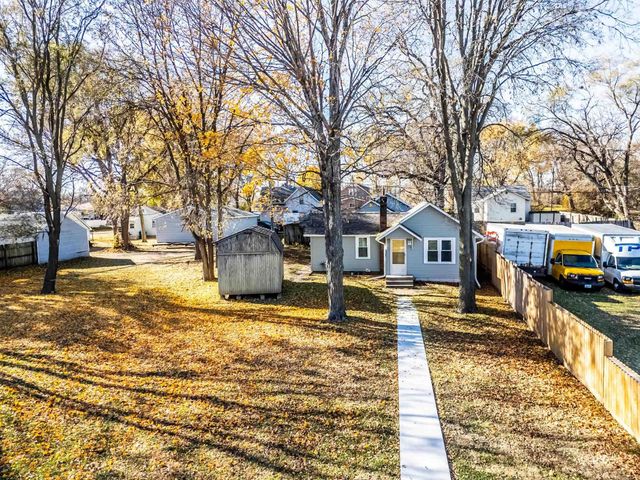 1309 Grandview Avenue, Waterloo, IA 50703