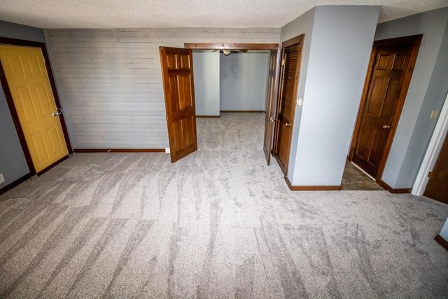 1309 Grandview Avenue, Waterloo, IA 50703