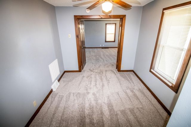 1309 Grandview Avenue, Waterloo, IA 50703