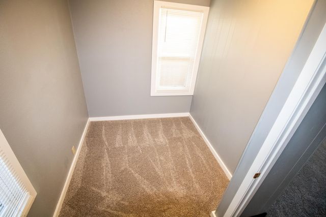 1309 Grandview Avenue, Waterloo, IA 50703