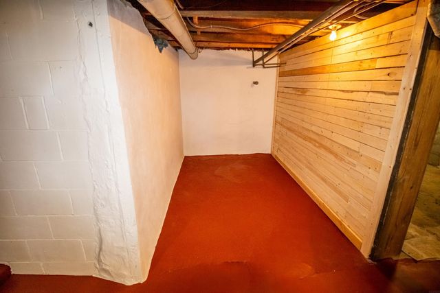 1309 Grandview Avenue, Waterloo, IA 50703