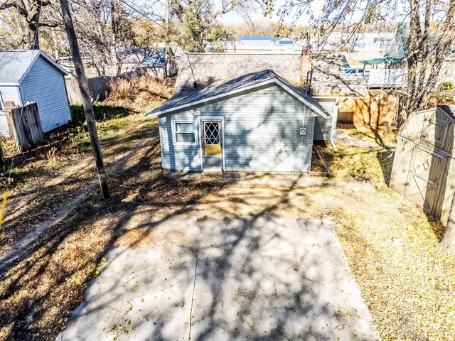 1309 Grandview Avenue, Waterloo, IA 50703