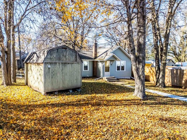 1309 Grandview Avenue, Waterloo, IA 50703