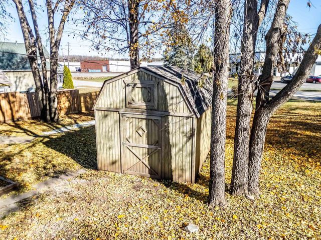 1309 Grandview Avenue, Waterloo, IA 50703