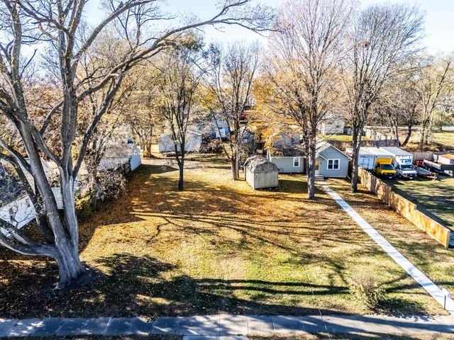 1309 Grandview Avenue, Waterloo, IA 50703