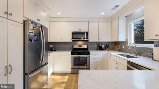 161 EQUESTRIAN DR, New Hope, PA 18938