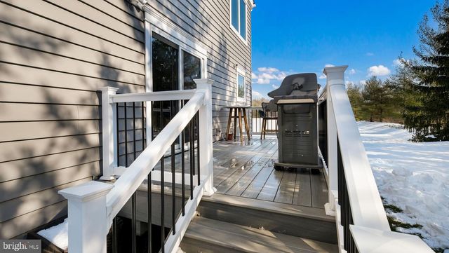 161 EQUESTRIAN DR, New Hope, PA 18938