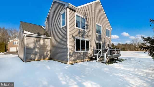 161 EQUESTRIAN DR, New Hope, PA 18938