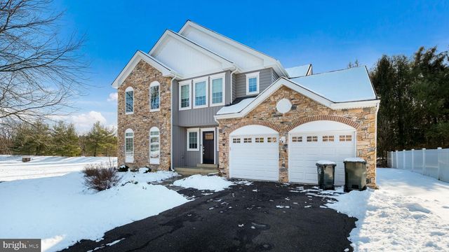 161 EQUESTRIAN DR, New Hope, PA 18938