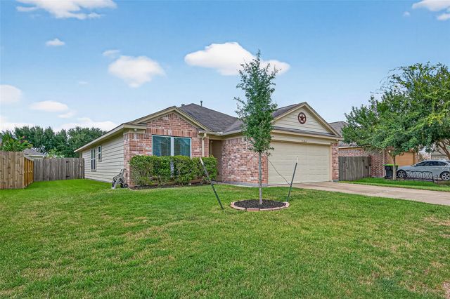 2106 Indian Clearing Trail, Rosenberg, TX 77471