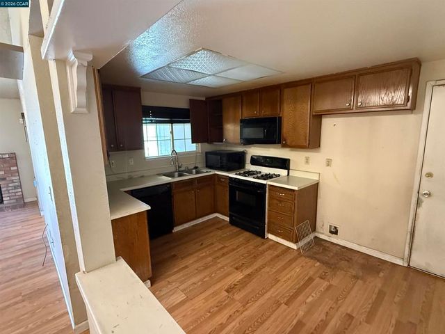 559 Azores Cir, Bay Point, CA 94565
