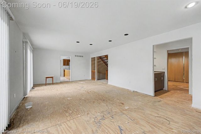 4231 Windridge Court, West Bloomfield Charter Township, MI 48323