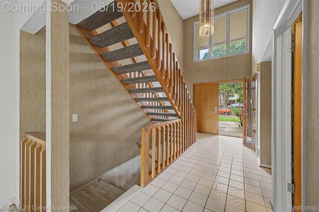 4231 Windridge Court, West Bloomfield Charter Township, MI 48323