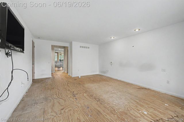 4231 Windridge Court, West Bloomfield Charter Township, MI 48323