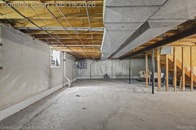 4231 Windridge Court, West Bloomfield Charter Township, MI 48323