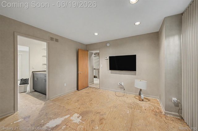 4231 Windridge Court, West Bloomfield Charter Township, MI 48323