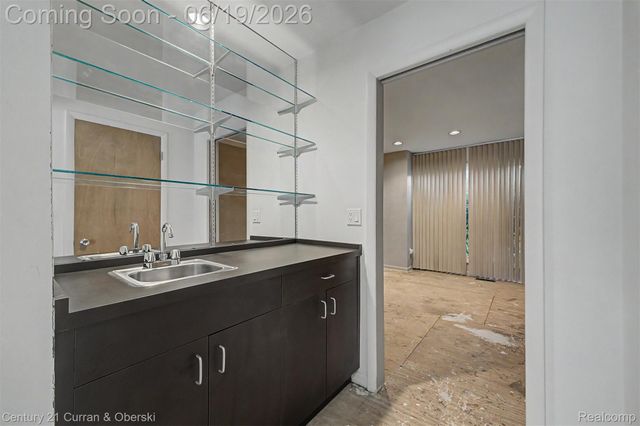 4231 Windridge Court, West Bloomfield Charter Township, MI 48323