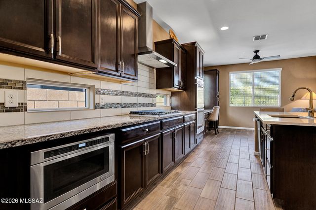 7220 Cactus Flower Pass, Marana, AZ 85658