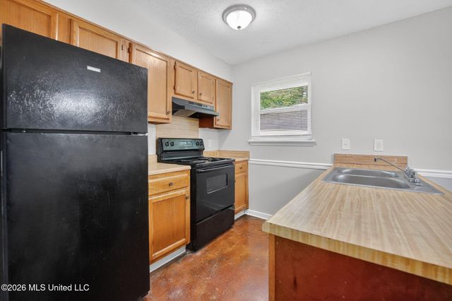 1418 Cooks, Jackson, MS 39212