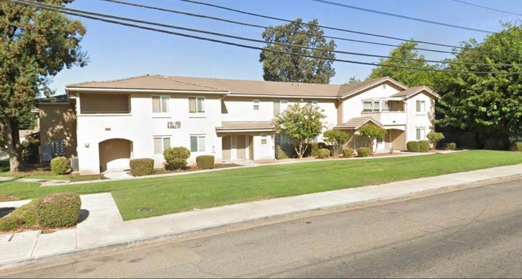223 N Hall Street, Visalia, CA 93291