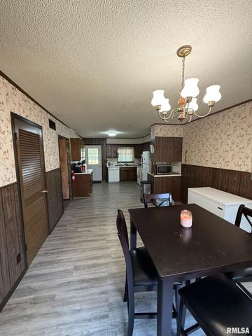 1708 N STATE Street, Marion, IL 62959
