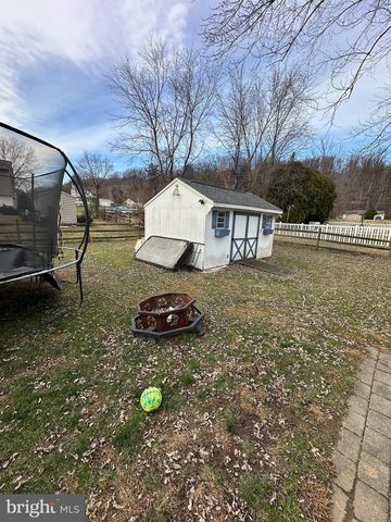 30 WILLIAMS WAY, Downingtown, PA 19335