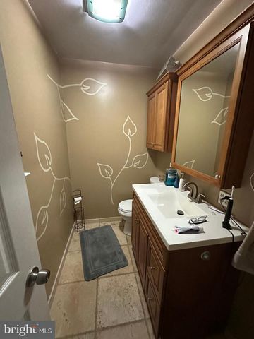 30 WILLIAMS WAY, Downingtown, PA 19335