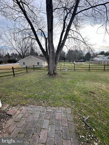 30 WILLIAMS WAY, Downingtown, PA 19335