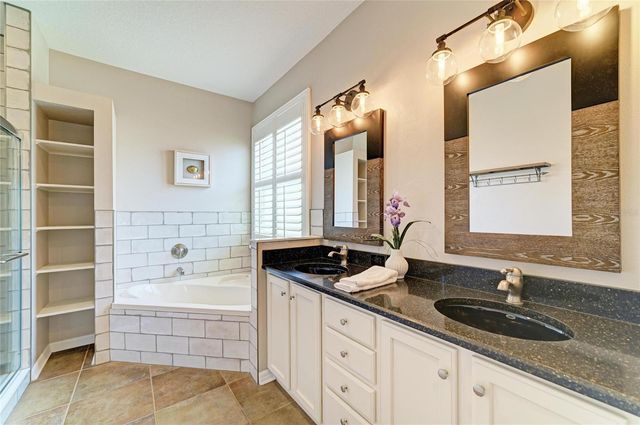 7102 BLUEBELL COURT, Lakewood Ranch, FL 34202