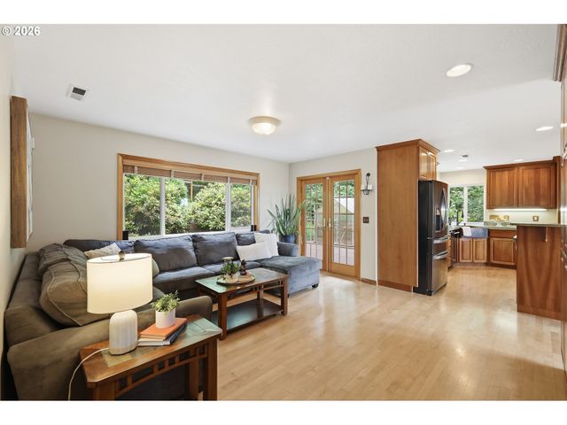 3854 MONROE St, Eugene, OR 97405