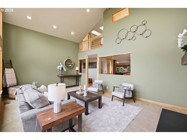 3854 MONROE St, Eugene, OR 97405